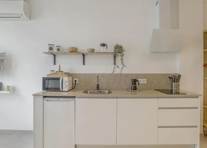 Aparthotel Black Palm 4*